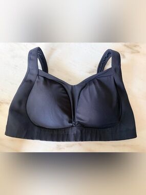 lululemon athletica Black Wireless Support Bra